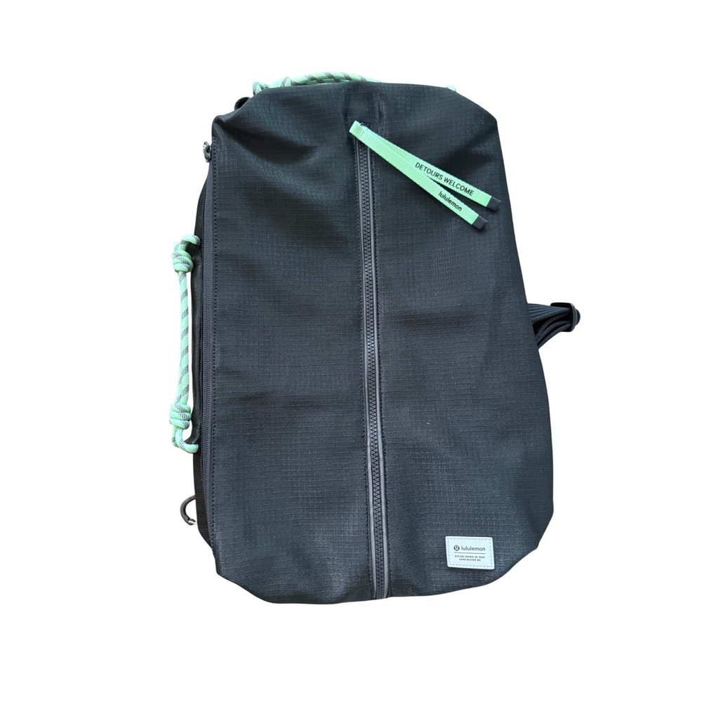 Lululemon Fast Track 16L Paracord Bag Backpack Black Mint Green Gorpcore hiking